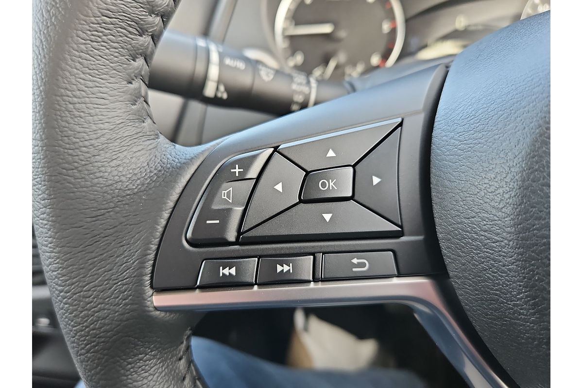 2025 Nissan Navara PRO-4X Warrior D23 4X4