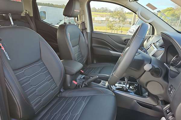 2025 Nissan Navara PRO-4X Warrior D23 4X4
