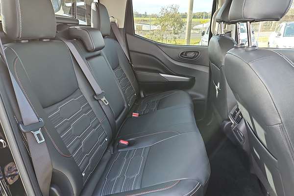 2025 Nissan Navara PRO-4X Warrior D23 4X4