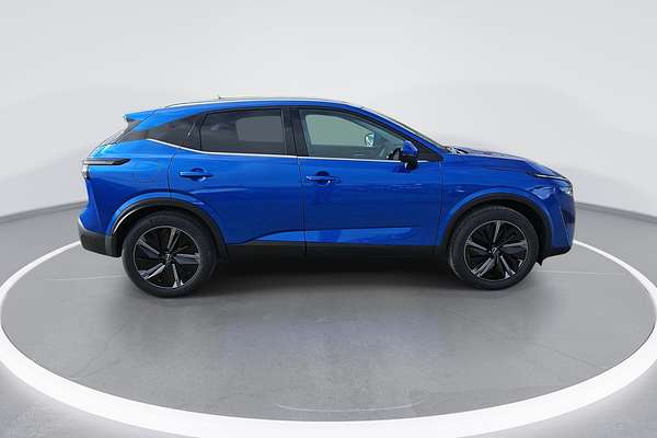 2025 Nissan QASHQAI Ti J12