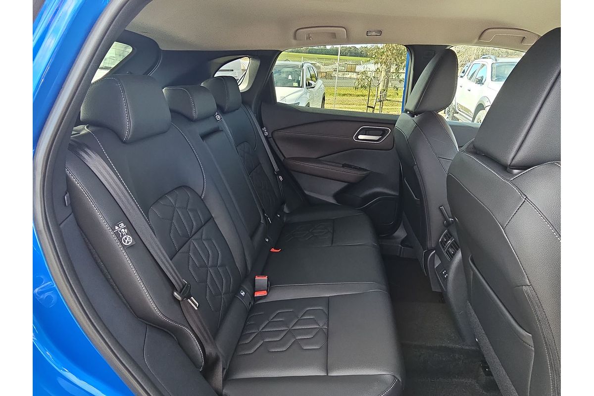 2025 Nissan QASHQAI Ti J12