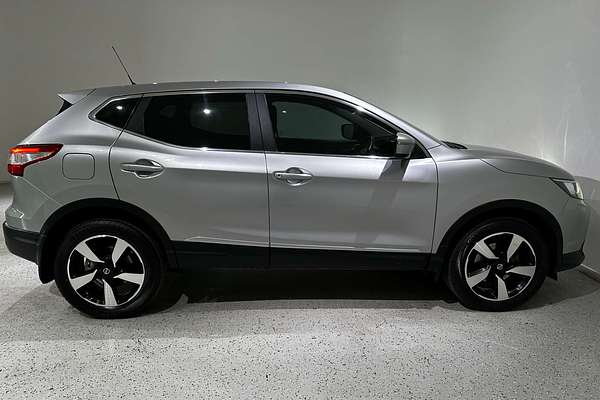 2017 Nissan QASHQAI N-SPORT J11