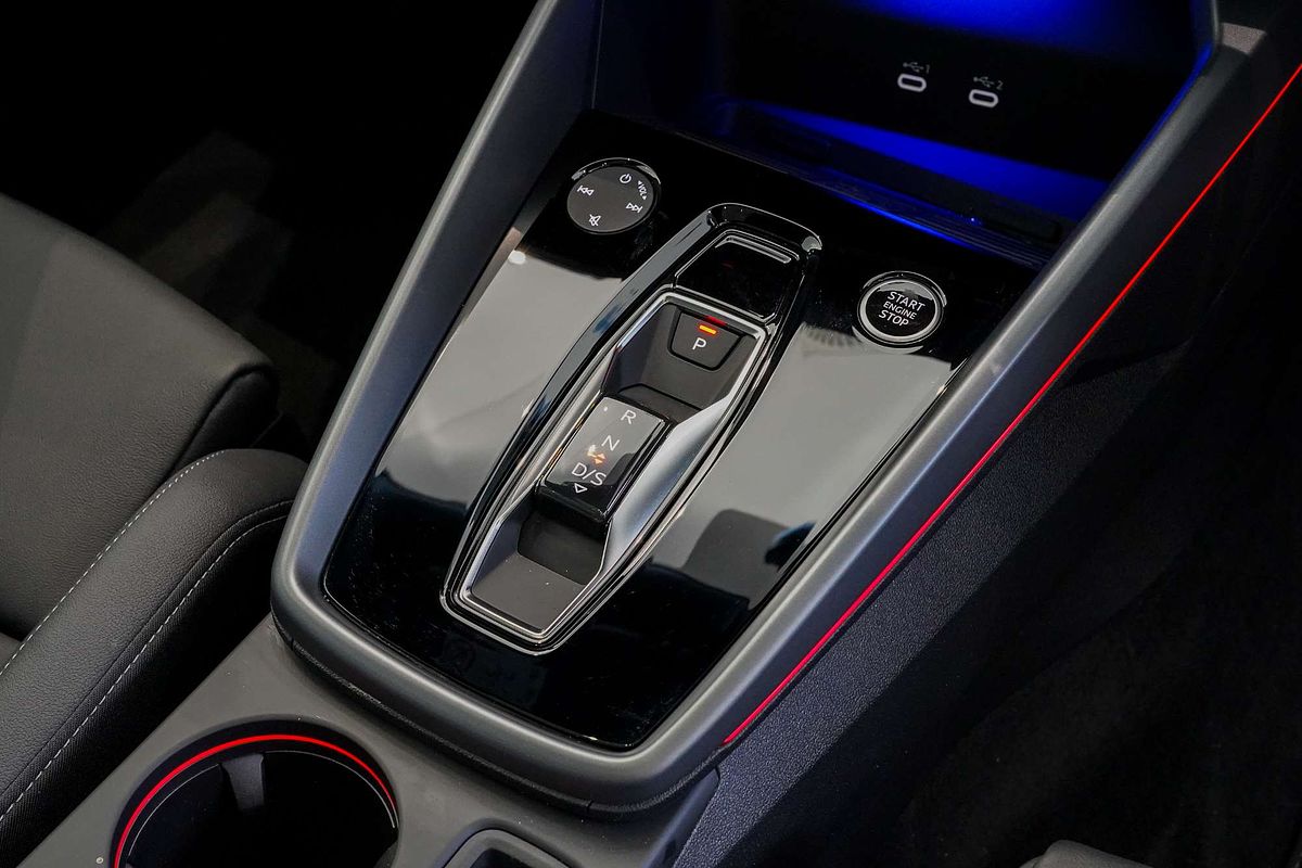 2024 Audi A3 35 TFSI S line GY