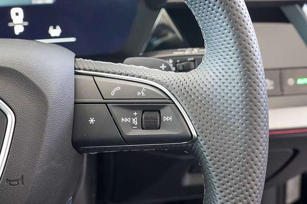 2024 Audi A3 35 TFSI S line GY