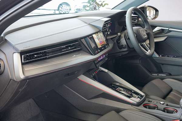 2024 Audi A3 35 TFSI S line GY