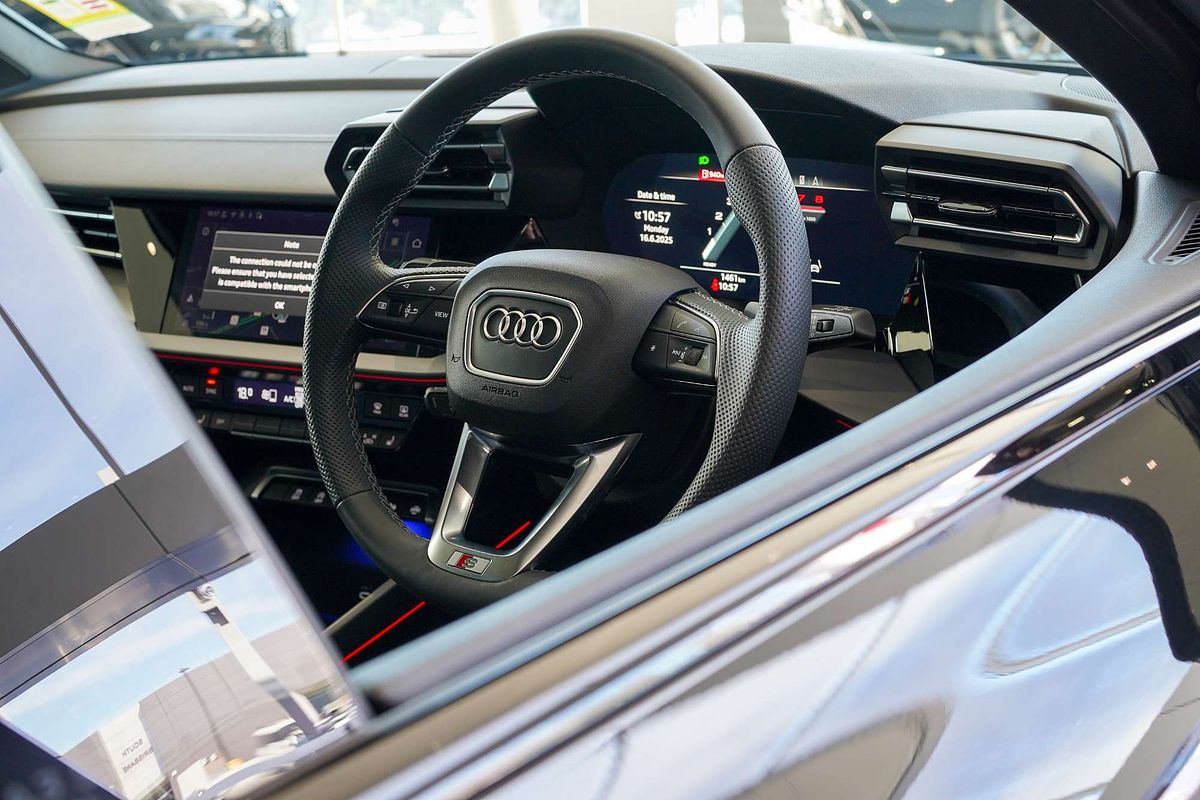2024 Audi A3 35 TFSI S line GY