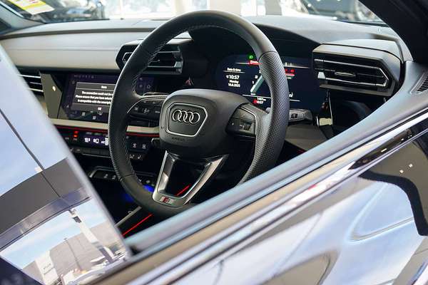 2024 Audi A3 35 TFSI S line GY