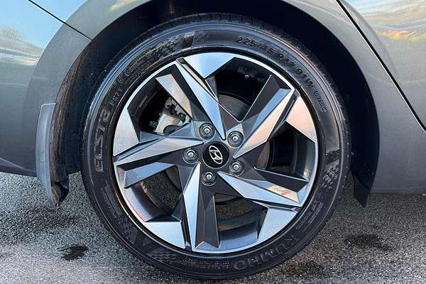2021 Hyundai i30 Elite CN7.V1