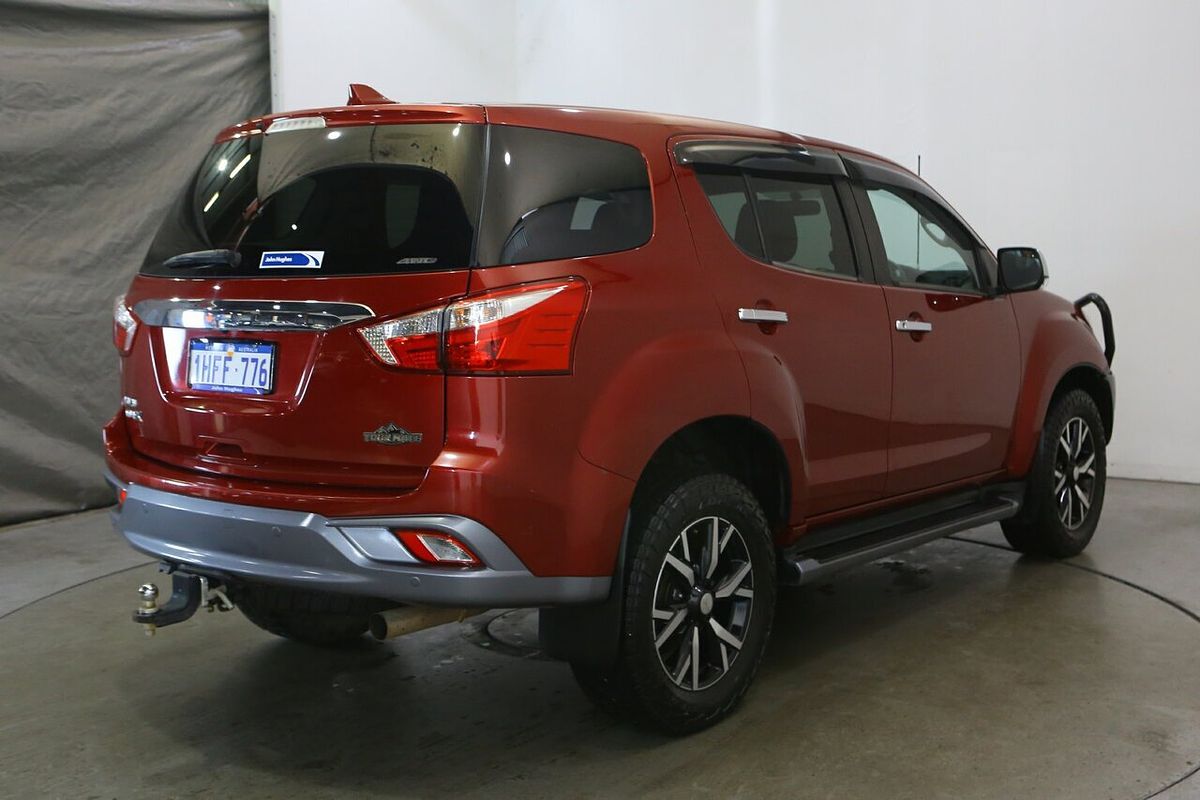 2021 Isuzu MU-X LS-U