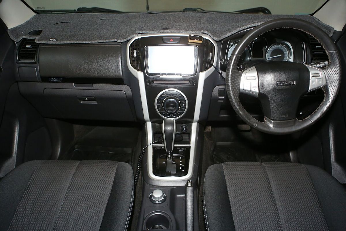 2021 Isuzu MU-X LS-U