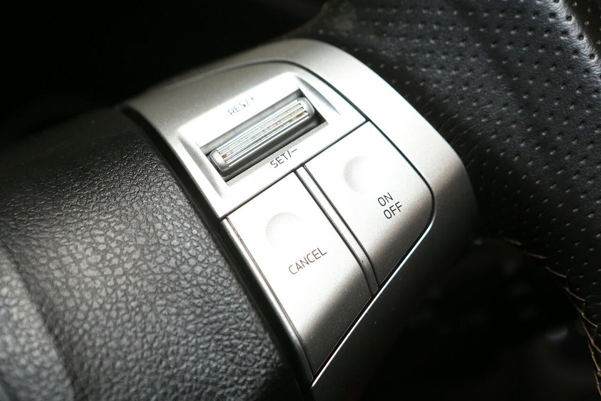 2021 Isuzu MU-X LS-U