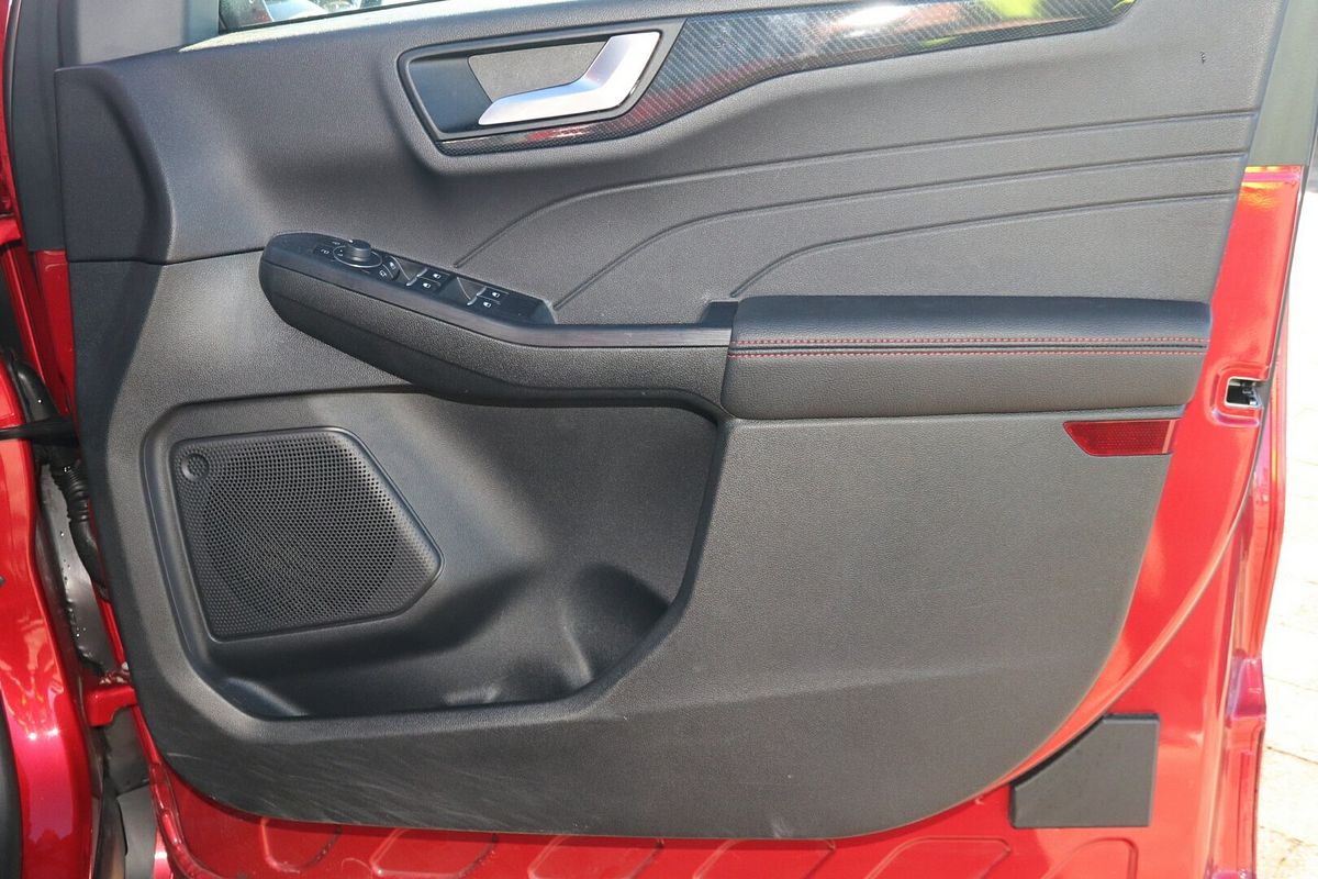 2023 Ford Escape ST-Line PHEV ZH