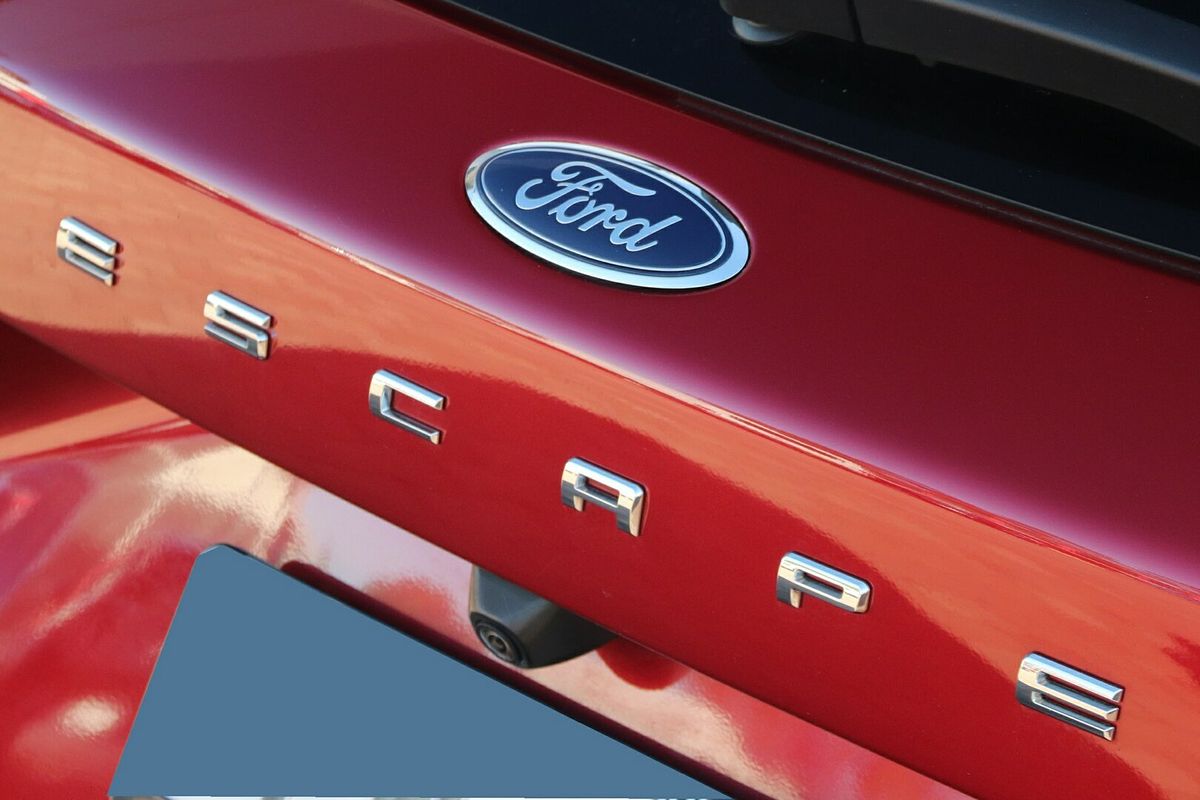 2023 Ford Escape ST-Line PHEV ZH