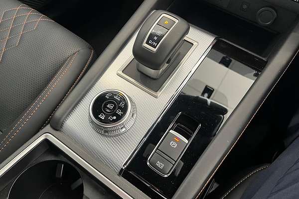 2024 Mitsubishi Outlander Exceed Tourer ZM