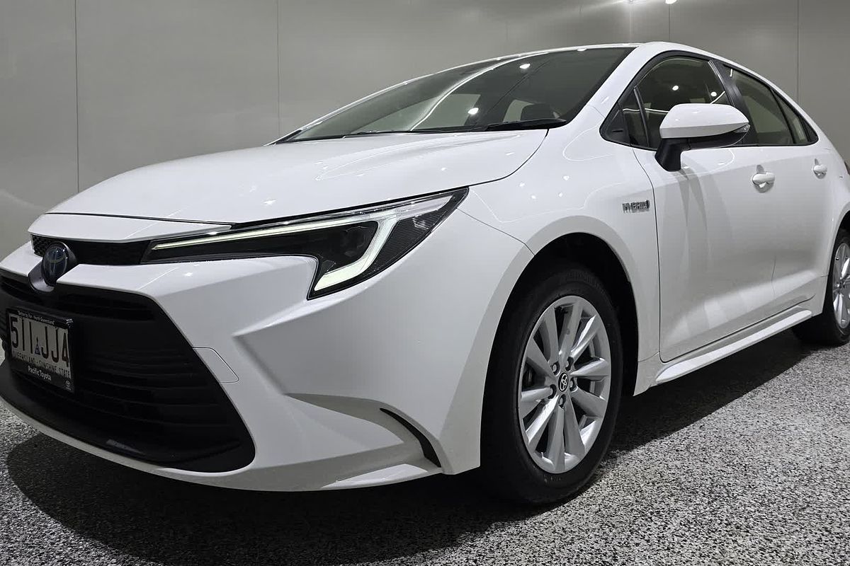2024 Toyota Corolla Ascent Sport Hybrid ZWE219R