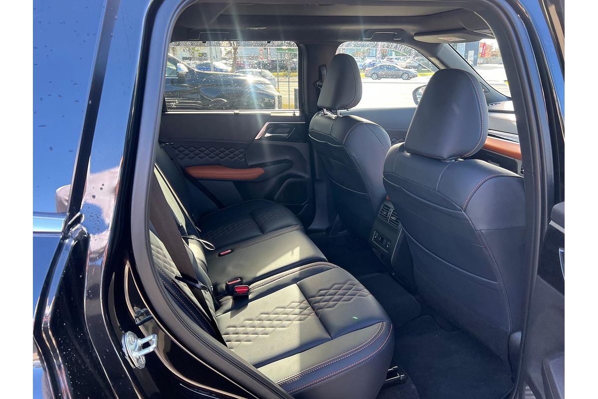 2024 Mitsubishi Outlander Exceed Tourer ZM
