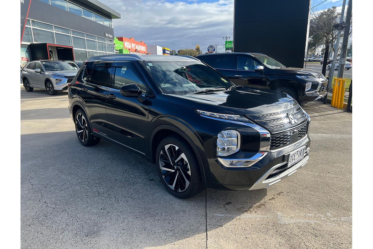 2024 Mitsubishi Outlander Exceed Tourer ZM