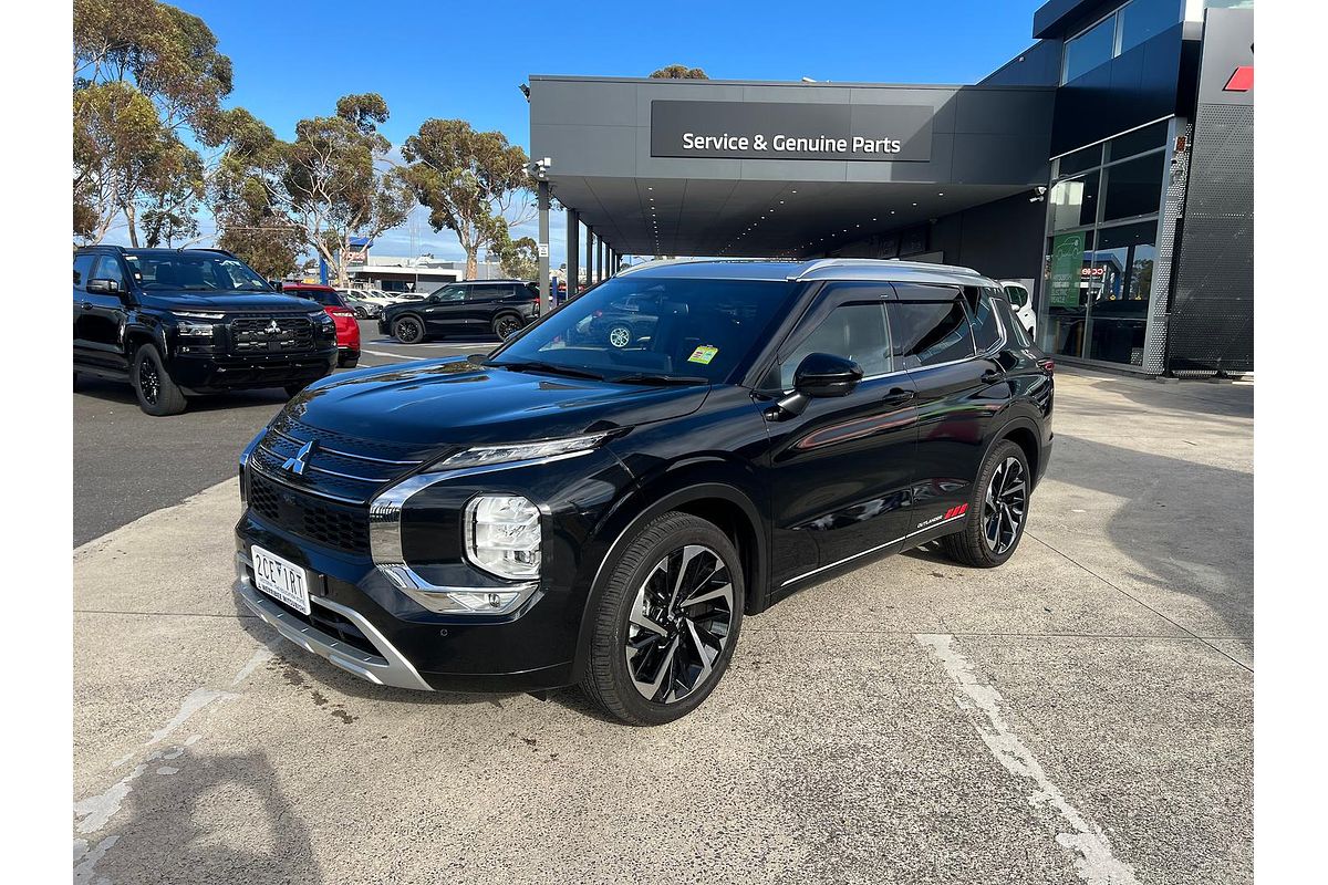2024 Mitsubishi Outlander Exceed Tourer ZM