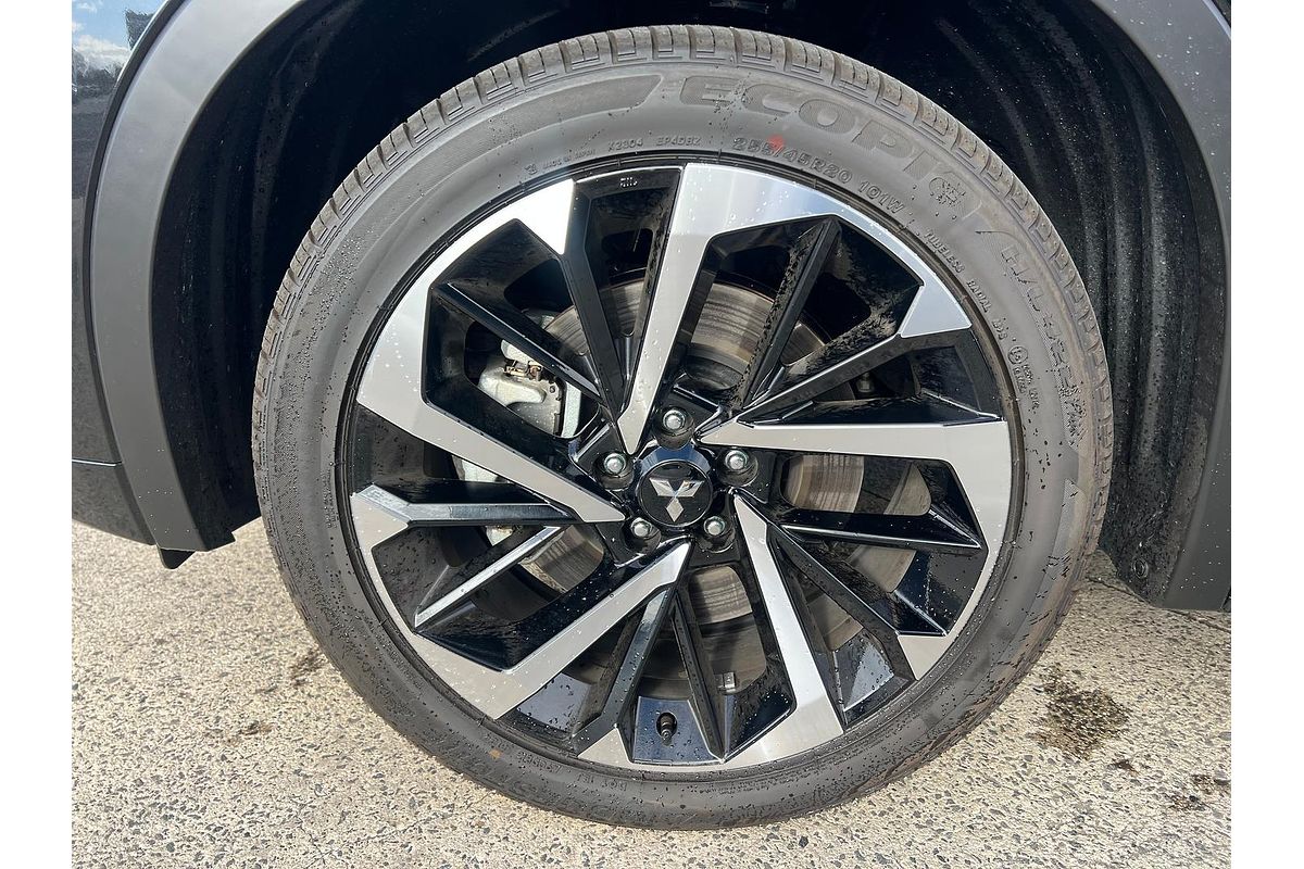 2024 Mitsubishi Outlander Exceed Tourer ZM
