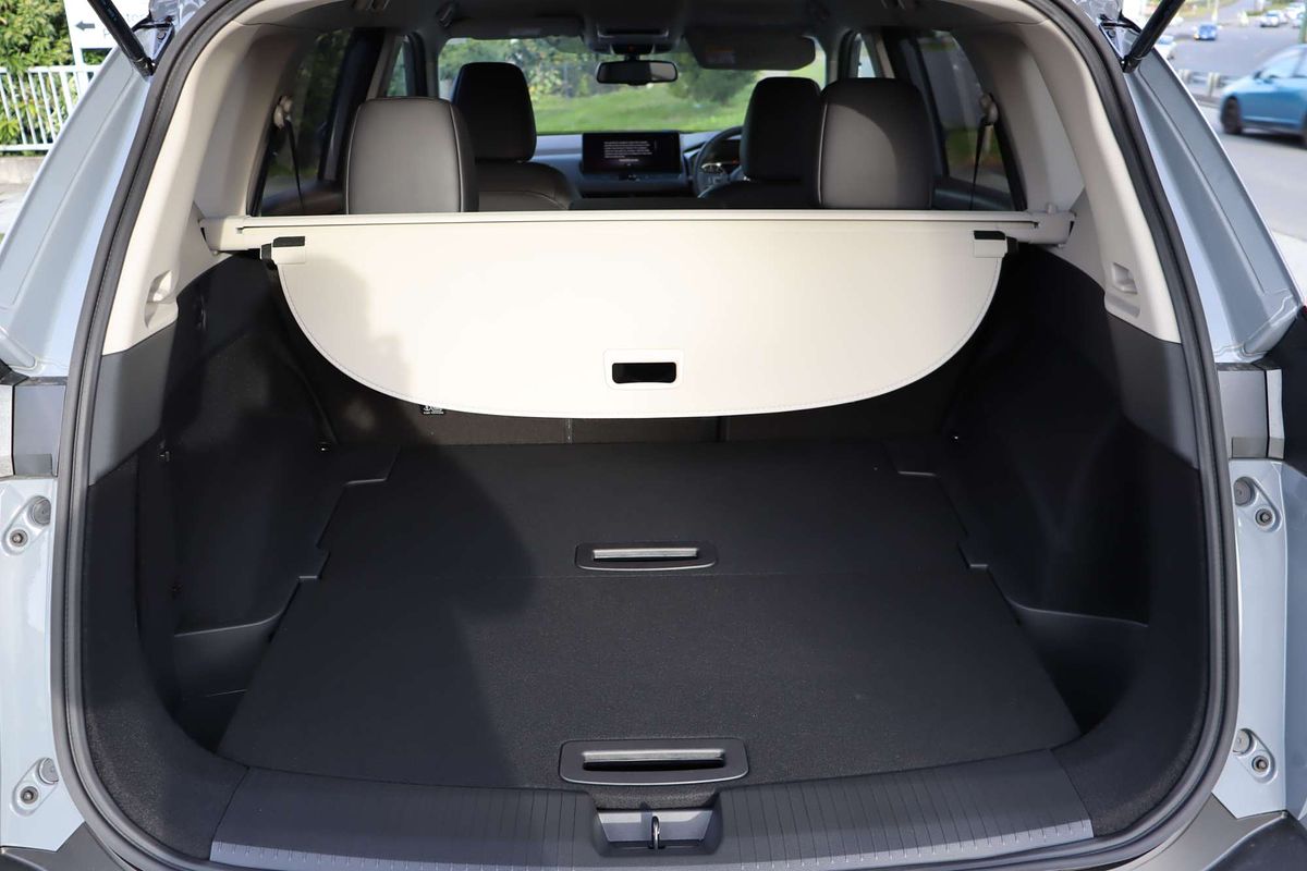 2025 Nissan X-TRAIL ST-L T33