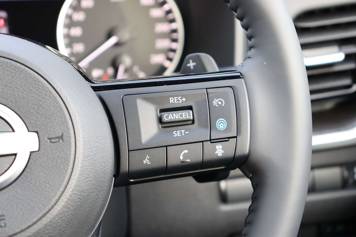 2025 Nissan X-TRAIL ST-L T33
