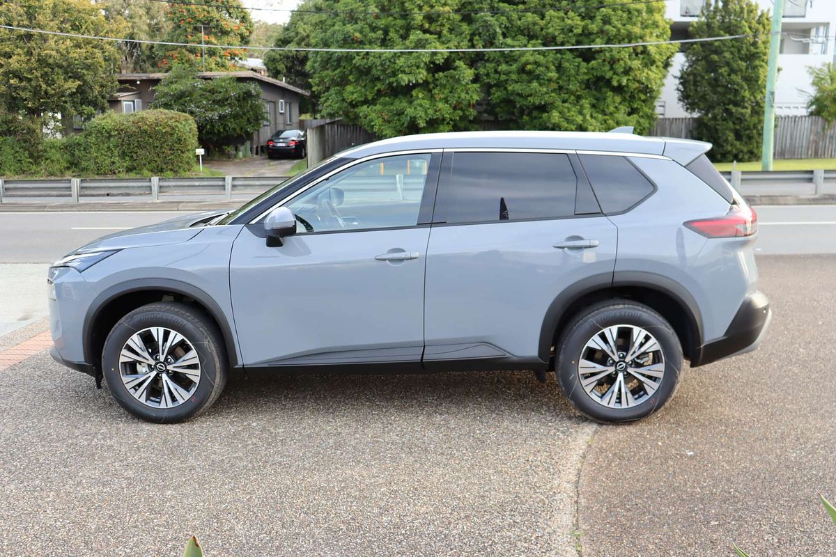 2025 Nissan X-TRAIL ST-L T33