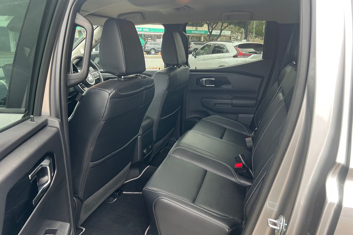 2024 Mitsubishi Triton GLS MV 4X4