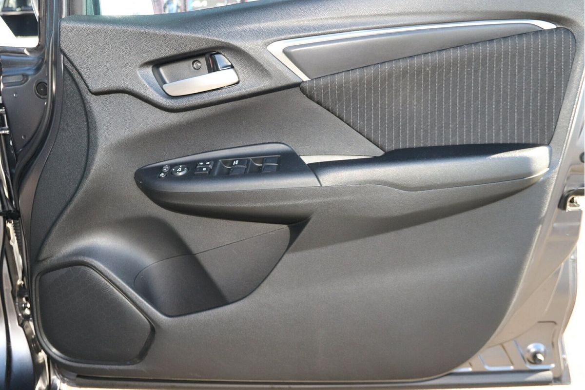 2017 Honda Jazz VTi-S GF