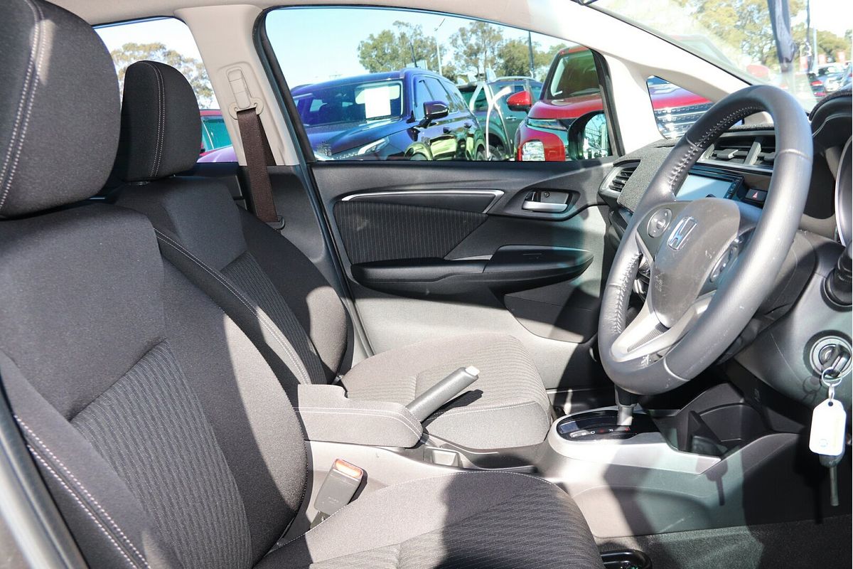 2017 Honda Jazz VTi-S GF