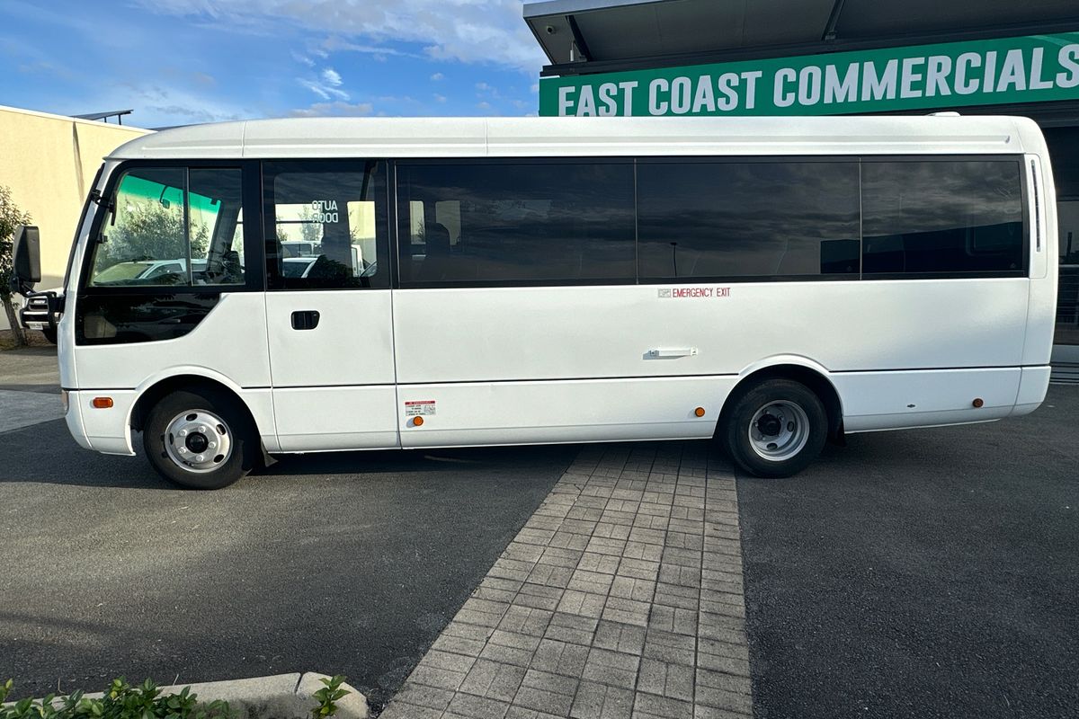 2015 Mitsubishi ROSA BUS DELUXE BE600
