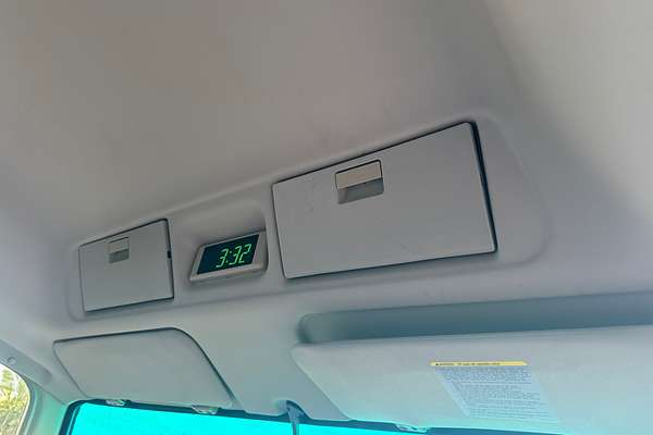 2015 Mitsubishi ROSA BUS DELUXE BE600