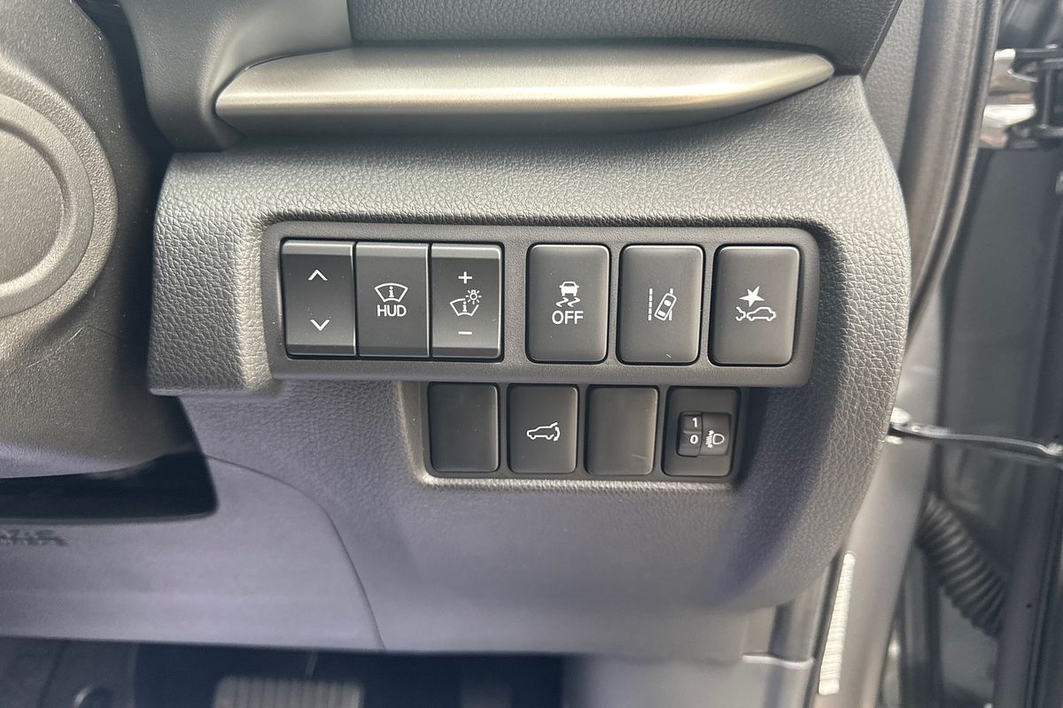 2024 Mitsubishi Eclipse Cross Exceed YB