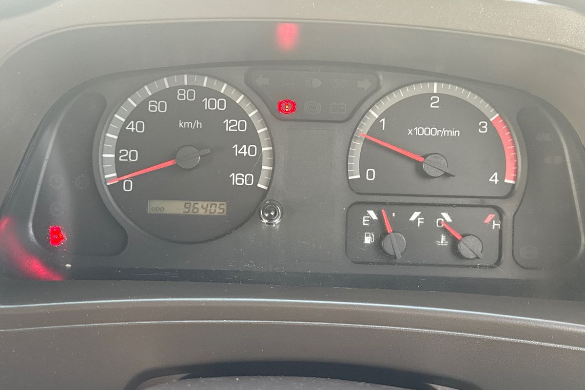 2015 Mitsubishi ROSA BUS DELUXE BE600