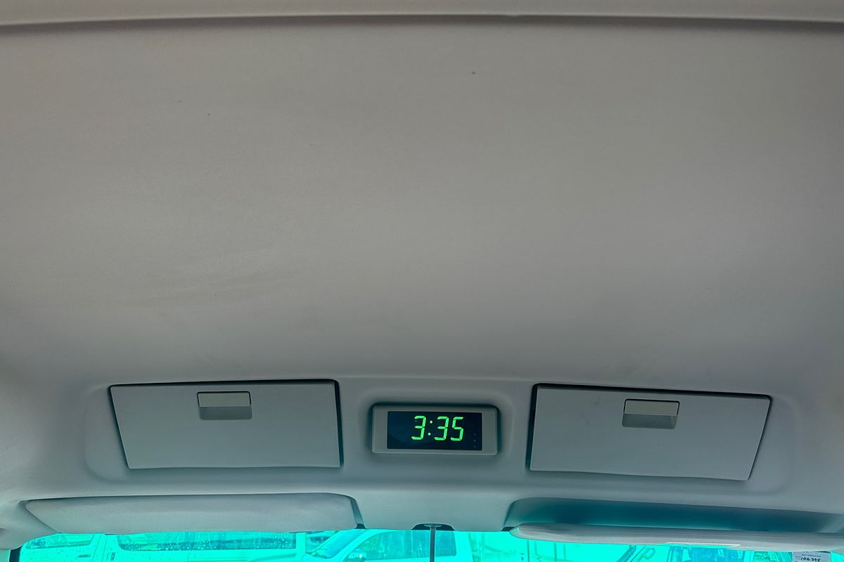 2015 Mitsubishi ROSA BUS DELUXE BE600