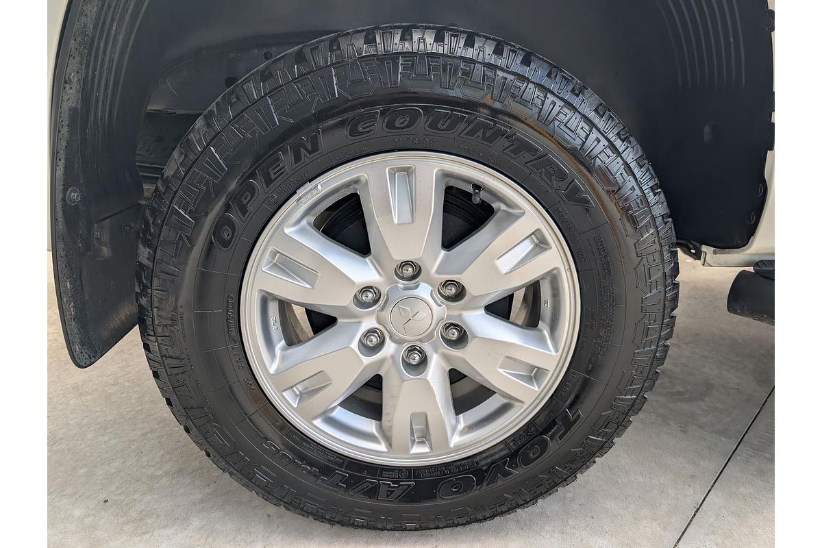 2024 Mitsubishi Triton GLX+ MV 4X4