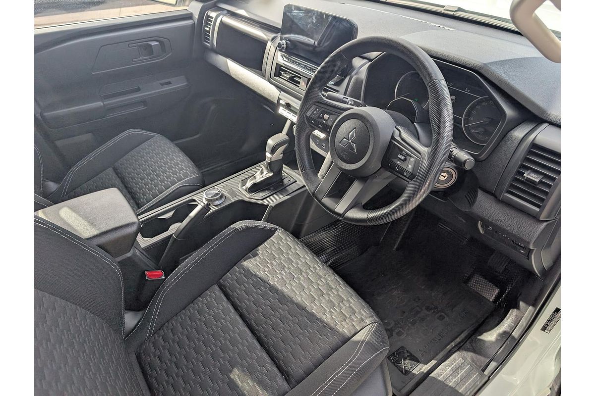 2024 Mitsubishi Triton GLX+ MV 4X4