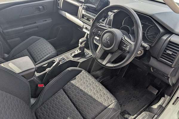 2024 Mitsubishi Triton GLX+ MV 4X4