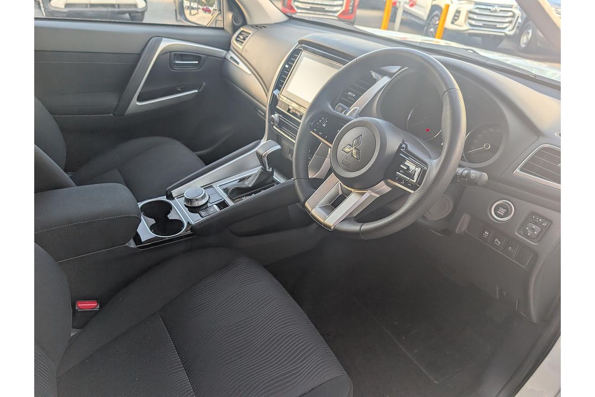 2024 Mitsubishi Pajero Sport GLS QG