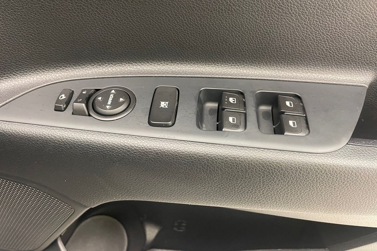 2023 Kia Stonic Sport YB