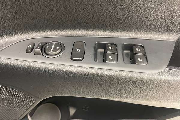2023 Kia Stonic Sport YB