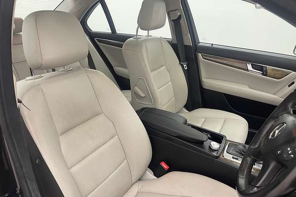 2010 Mercedes-Benz C-Class C250 CGI Avantgarde W204