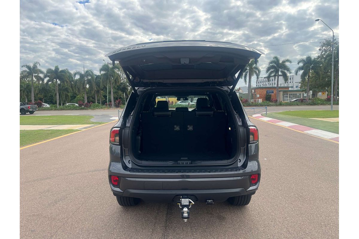 2025 Ford Everest Platinum  3.0L