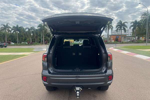 2025 Ford Everest Platinum  3.0L
