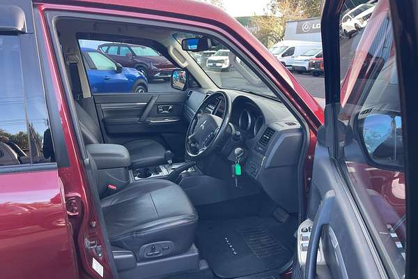 2019 Mitsubishi Pajero GLS Leather Option NX