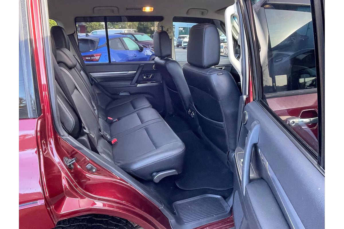 2019 Mitsubishi Pajero GLS Leather Option NX