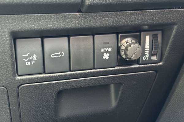 2023 Isuzu MU-X LS-T
