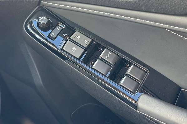 2023 Isuzu MU-X LS-T