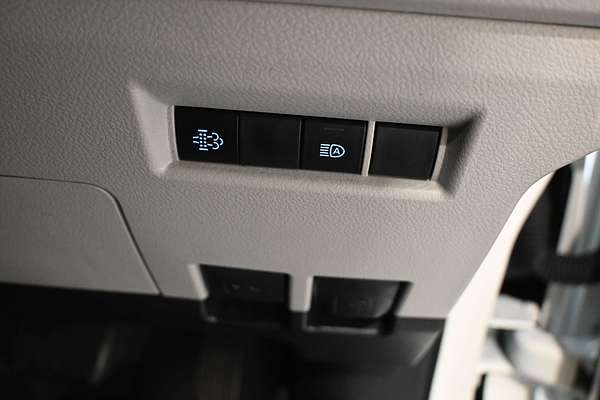 2024 Toyota Hiace LWB (4 DOOR OPTION) GDH300R