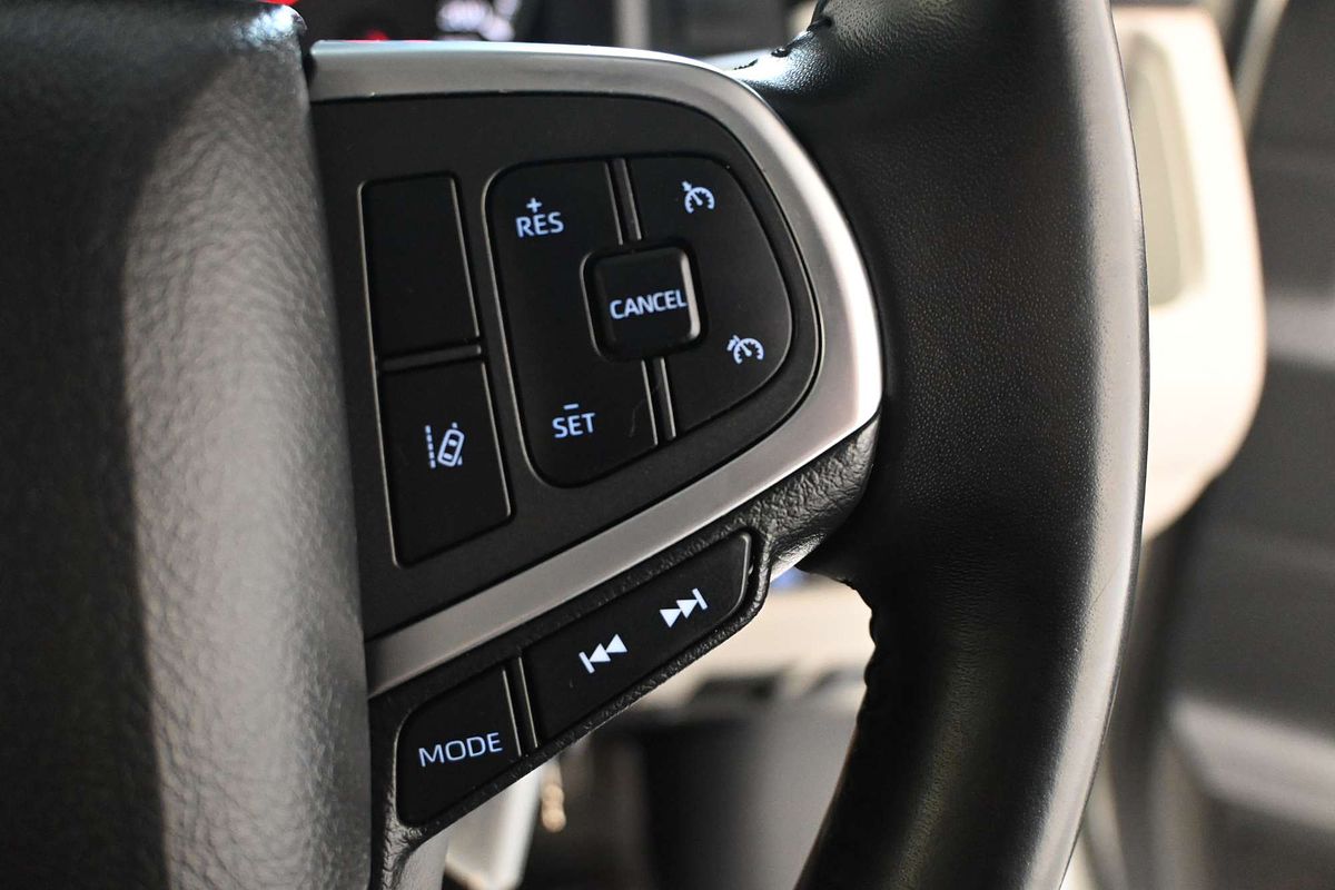 2024 Toyota Hiace LWB (4 DOOR OPTION) GDH300R