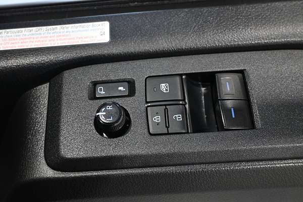 2024 Toyota Hiace LWB (4 DOOR OPTION) GDH300R